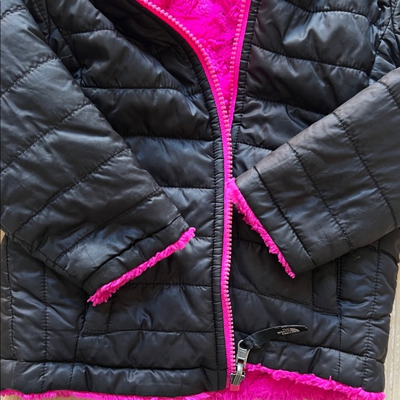The North Face Black Jacket with Pink Trim - REVERSIBLE MOSS BUD - 3T - Picture 8 of 11